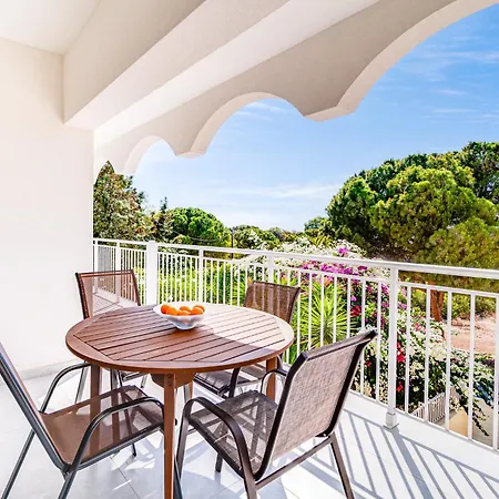 Вилла Bettina By Ezoria