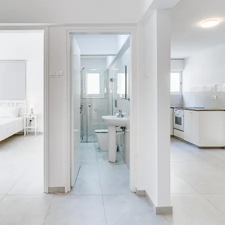 Bettina By Ezoria * Coral Bay