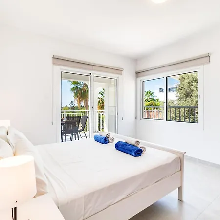 Villa Bettina By Ezoria