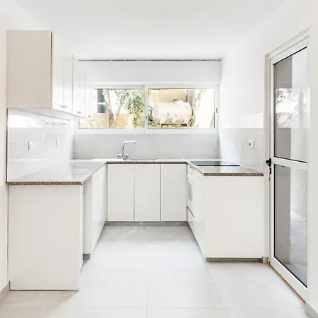 Bettina By Ezoria 빌라 코럴베이